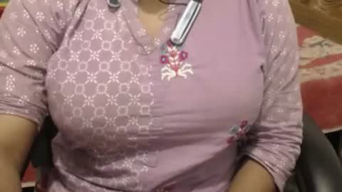 Snapshot of webshowxxx chatting on 2, 7, 2026 mina online show from 2, 7, 2026