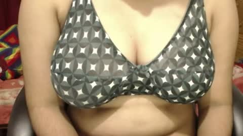 Snapshot of webshowxxx chatting on 21, 7, 2026 mina online show from 21, 7, 2026