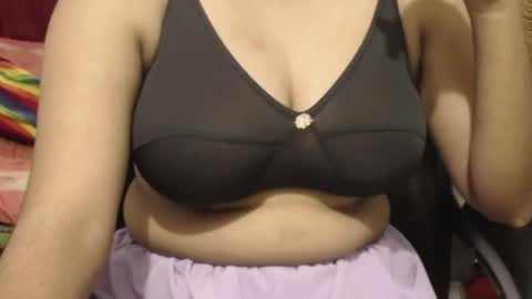 Snapshot of webshowxxx chatting on 28, 7, 2026 mina online show from 28, 7, 2026