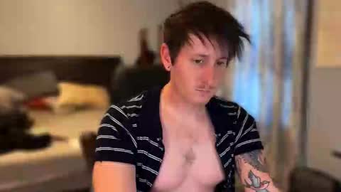 Snapshot of webslingxxxx chatting on 14, 4, 2026 webslingxxxx online show from 14, 4, 2026