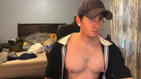 Snapshot of webslingxxxx chatting on 1, 8, 2026 webslingxxxx online show from 1, 8, 2026