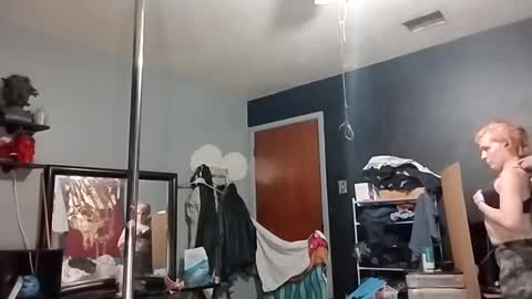 Marie Lynn online show from 4, 12, 2024