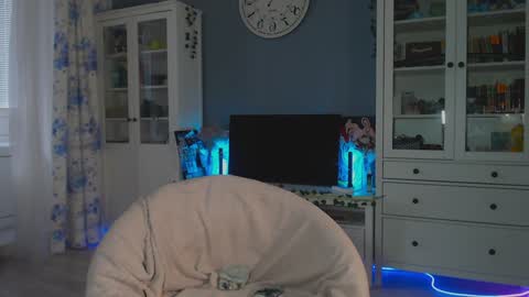 Snapshot of weed_princesss chatting on 30, 12, 2024  moon  online show from 30, 12, 2024