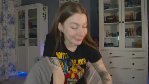 Snapshot of weed_princesss chatting on 28, 1, 2025  moon  online show from 28, 1, 2025