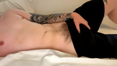 Snapshot of weeklymarz97 chatting on 27, 10, 2025 weeklymarz97 online show from 27, 10, 2025