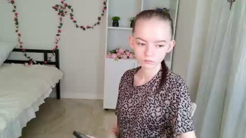 WeksaMur online show from 12, 7, 2026