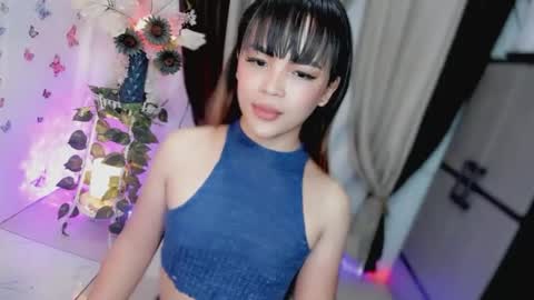 Hi Im LOVIE Please dont forget to follow and thumbs up me online show from 14, 4, 2026