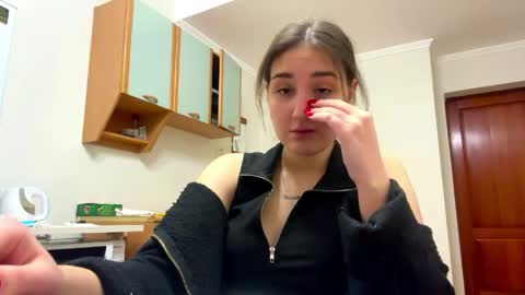 Snapshot of wendolynmusil chatting on 21, 4, 2026 Anna online show from 21, 4, 2026