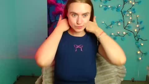 Snapshot of wendy_say_ chatting on 3, 11, 2025 Wendy online show from 3, 11, 2025