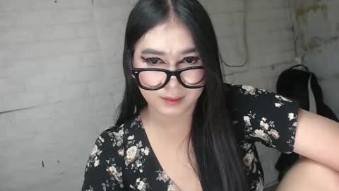 Snapshot of weremeanttobe chatting on 17, 9, 2025 andrew online show from 17, 9, 2025