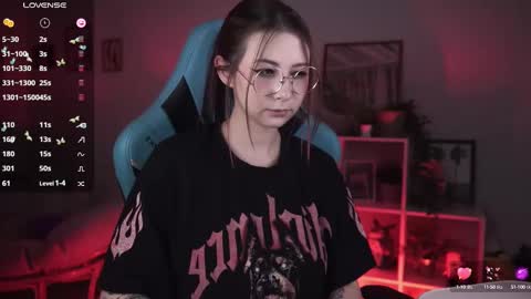 little girl who is always rightLisa online show from 19, 2, 2025