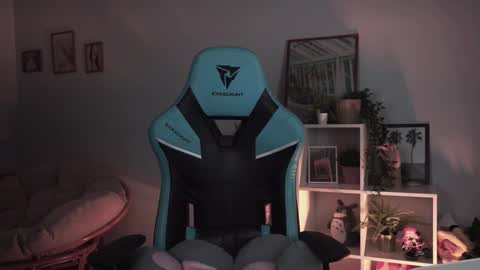 little girl who is always rightLisa online show from 26, 2, 2025