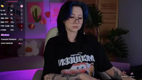 Snapshot of wesleegray chatting on 13, 5, 2026 little girl who is always rightLisa online show from 13, 5, 2026