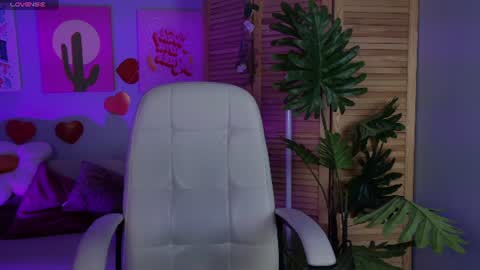 little girl who is always rightLisa online show from 8, 7, 2026
