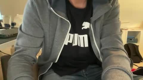 Snapshot of wet_adidasboy chatting on 15, 9, 2025 wet_adidasboy online show from 15, 9, 2025