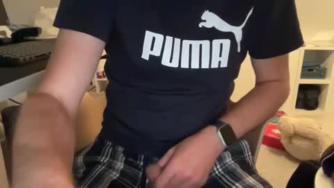 Snapshot of wet_adidasboy chatting on 16, 9, 2025 wet_adidasboy online show from 16, 9, 2025