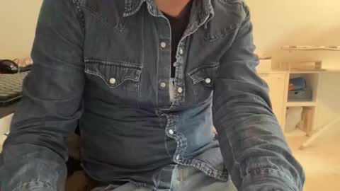 Snapshot of wet_adidasboy chatting on 26, 9, 2025 wet_adidasboy online show from 26, 9, 2025