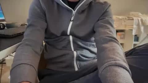 Snapshot of wet_adidasboy chatting on 9, 10, 2025 wet_adidasboy online show from 9, 10, 2025