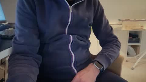 Snapshot of wet_adidasboy chatting on 14, 10, 2025 wet_adidasboy online show from 14, 10, 2025