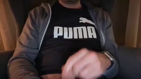 Snapshot of wet_adidasboy chatting on 28, 10, 2025 wet_adidasboy online show from 28, 10, 2025