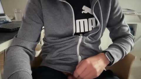 Snapshot of wet_adidasboy chatting on 29, 10, 2025 wet_adidasboy online show from 29, 10, 2025