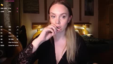 Lana online show from 1, 12, 2025