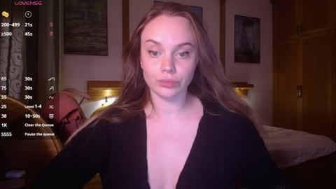 Snapshot of wet_lana chatting on 10, 4, 2026 Lana online show from 10, 4, 2026