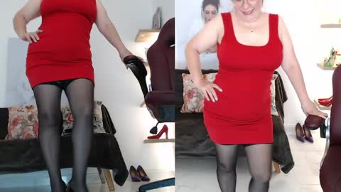 Snapshot of wet_liss chatting on 19, 4, 2026 Diva online show from 19, 4, 2026