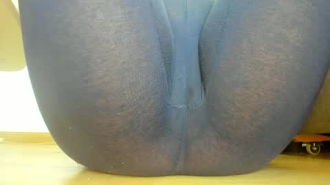 Snapshot of wet_pants2022 chatting on 28, 6, 2026 wet_pants2022 online show from 28, 6, 2026