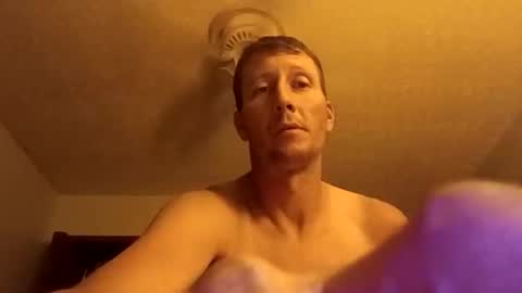 Snapshot of wetduck77777 chatting on 27, 4, 2026 wetduck77777 online show from 27, 4, 2026