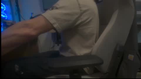 Snapshot of whardy091 chatting on 28, 11, 2025 ShyGuy online show from 28, 11, 2025