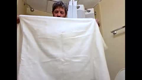 Snapshot of whattheduck87 chatting on 6, 2, 2026 whattheduck87 online show from 6, 2, 2026