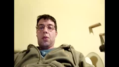 Snapshot of whatwouldyouliketosee chatting on 24, 12, 2024 stoffy online show from 24, 12, 2024