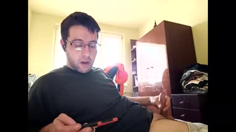 Snapshot of whatwouldyouliketosee chatting on 28, 12, 2024 stoffy online show from 28, 12, 2024