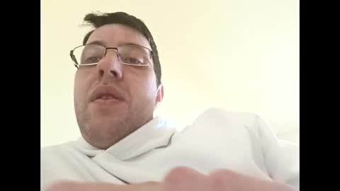 Snapshot of whatwouldyouliketosee chatting on 20, 2, 2025 stoffy online show from 20, 2, 2025