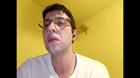 Snapshot of whatwouldyouliketosee chatting on 11, 3, 2025 stoffy online show from 11, 3, 2025