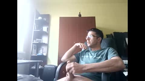 stoffy online show from 22, 4, 2026