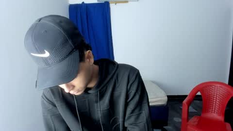 Snapshot of white_master444 chatting on 12, 7, 2026 white online show from 12, 7, 2026