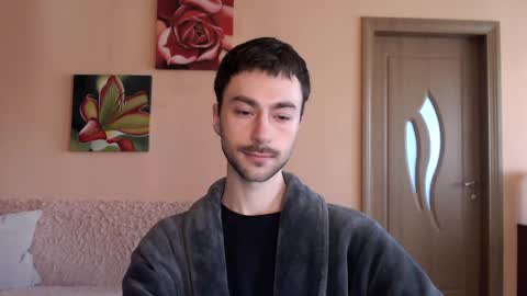 Tom online show from 25, 4, 2026