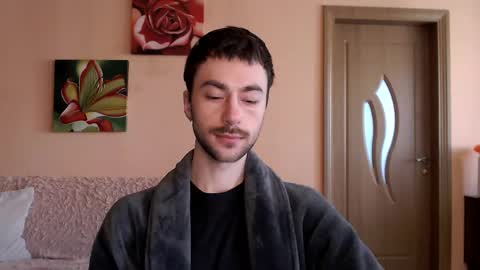 Tom online show from 27, 4, 2026