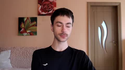 Tom online show from 9, 5, 2026