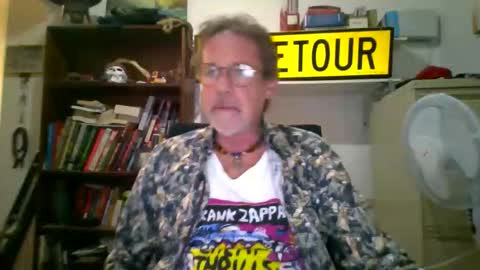 Snapshot of whiteboomer chatting on 24, 4, 2026 whiteboomer online show from 24, 4, 2026