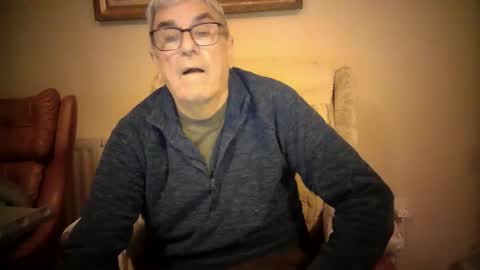 whitebriefs009 online show from 8, 1, 2026