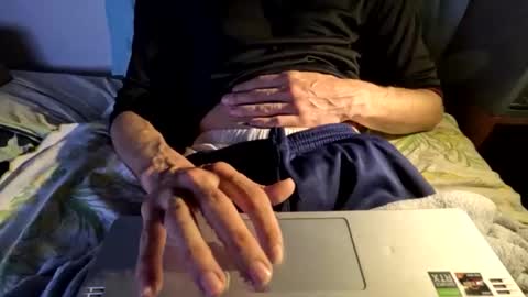 Mmmm online show from 19, 4, 2026