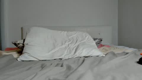 Ari online show from 8, 1, 2025