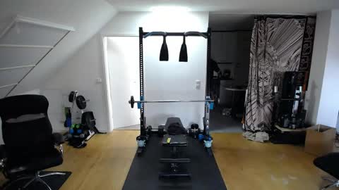 whiterabbit_86 online show from 9, 4, 2026