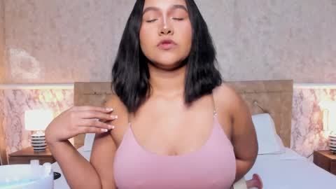 Whitney  online show from 15, 4, 2026