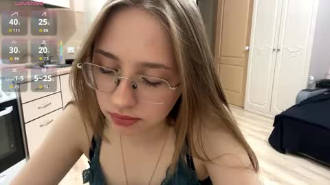 Vicky online show from 25, 4, 2026