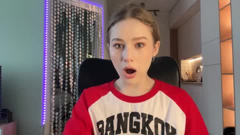 Alisa online show from 16, 1, 2025