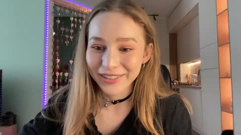 Alisa online show from 5, 2, 2025